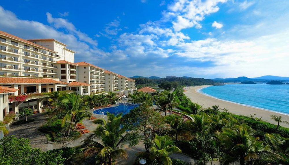 沖縄旅行でカップルにぴったり！ホテルおすすめランキングTOP10｜絶景＆サービス抜群