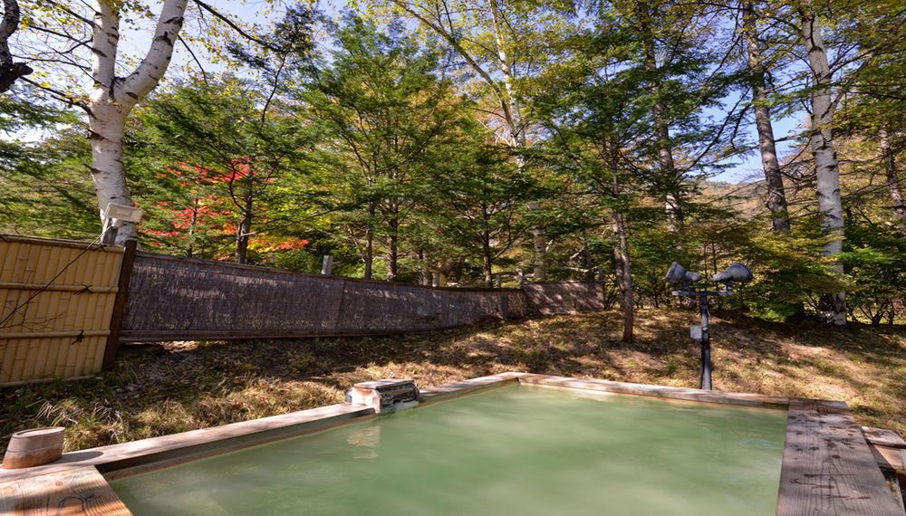 奥日光湯元温泉おすすめの宿6選！紅葉シーズンにぴったり♪